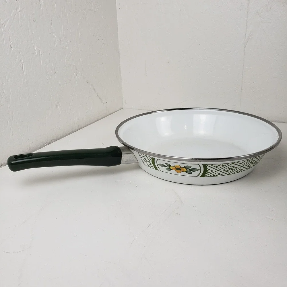 Vintage Enamelware Frying Pan White Green Floral Retro 10 Inch Skillet
